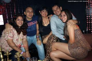 Foto 31 de Bling - Viernes 23 de mayo de 2014 en Bar Bling Bucaramanga, Bucaramanga