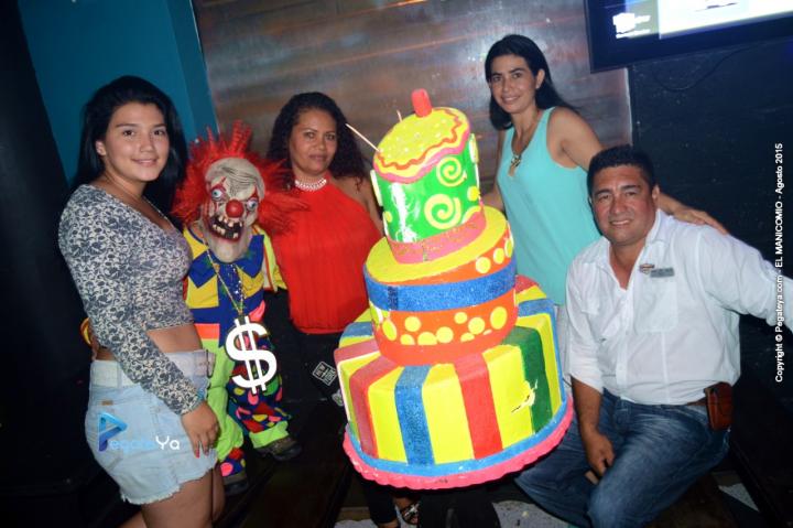 Foto 50 de El Manicomio sábado 22 de agosto 2015 en Discoteca El Manicomio Bucaramanga, Bucaramanga