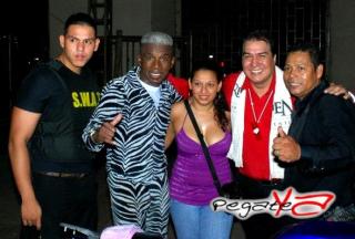 Foto 14 de Roberto Lugo y Orquesta Sabotaje en Jala Jala Club, Cali