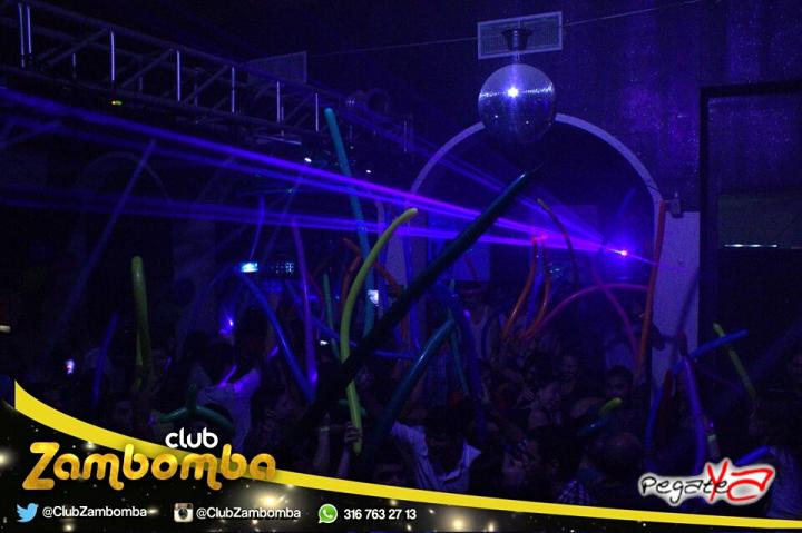 Foto 45 de ZAMBOMBA - julio 27 en Club Zambomba, Cali