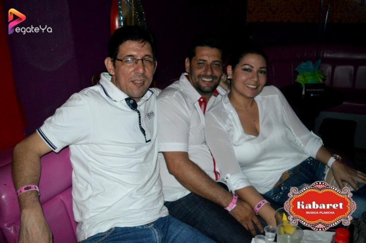Foto 18 de Kabaret Bar - 4to FDS Mayo 2015 en Kabaret - Granada, Cali