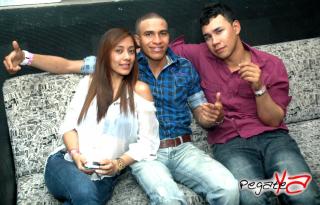 Foto 20 de Abril 13 del 2012 en Babel / Barra Libre Cali, Cali