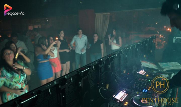 Foto 31 de Penthouse Club - 5to fds abril 2016 en Penthouse 1800, Cali