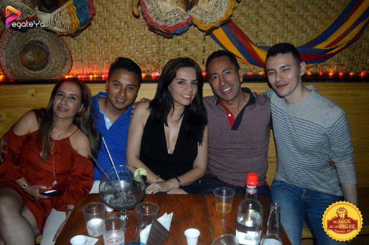 Foto 28 de Mi Dios se lo Pague - 1er Fds Mayo en Fonda Mi Dios Se Lo Pague, Cali