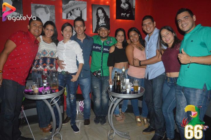 Foto 6 de La Lora Bar - 1er Fds Abril 2016 en La Lora Bar, Cali