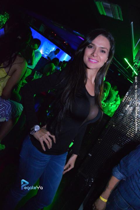 Foto 2 de PISO 5 - sabado 19 DIC 2015 en Bar Bling Bucaramanga, Bucaramanga
