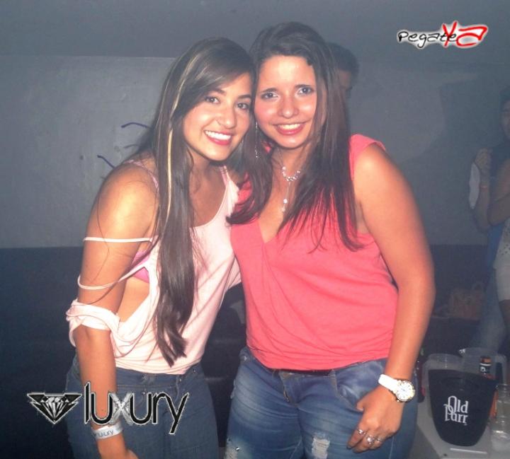 Foto 22 de Luxury - 2do FDS de Oct en Discoteca Luxury Medellin, Medellín