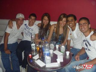 Foto 15 de Junio 02 del 2012 en Farah Lounge Cali, Cali