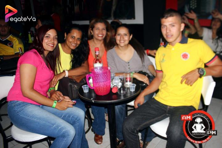 Foto 48 de Ampm Bar - 1er Fds JuniO 2016 en Am / PM Bar - Cali, Cali