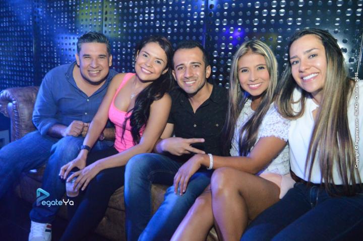 Foto 65 de Bar Bling - viernes 16 oct 2015 en Bar Bling Bucaramanga, Bucaramanga