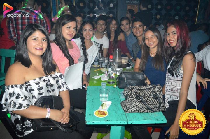 Foto 41 de Mi Dios se lo Pague - 4to Fds Abril 17 en Fonda Mi Dios Se Lo Pague, Cali