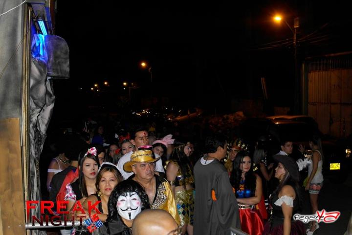 Foto 483 de Lolas - Halloween 2014 en Lolas Club Menga Cali, Cali