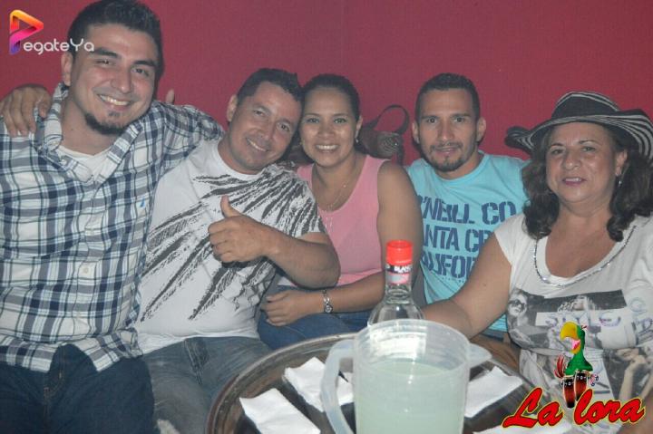 Foto 50 de La lora Bar - FERIA DE CALI Dic 2016 en La Lora Bar, Cali