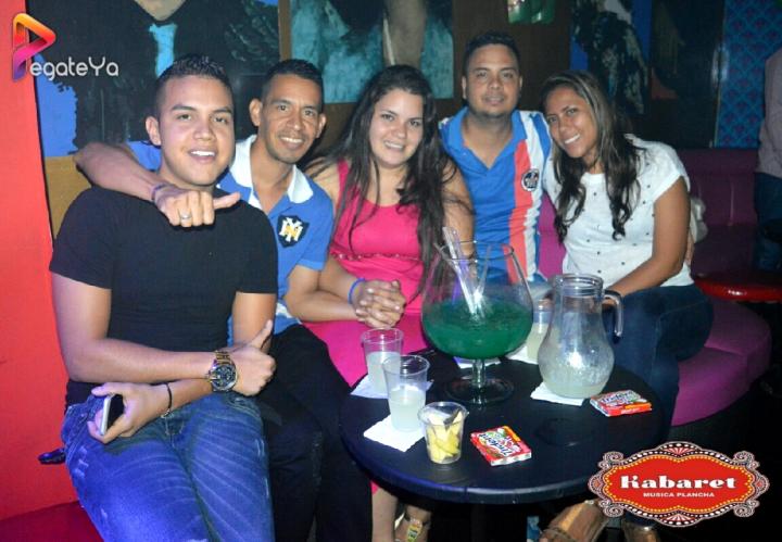 Foto 14 de Kabaret Bar - 1er Fds Mayo 2017 en Kabaret - Granada, Cali