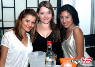 Foto 2 de Corner Bar - Abril 13 del 2013 en Corner Bar, Cali