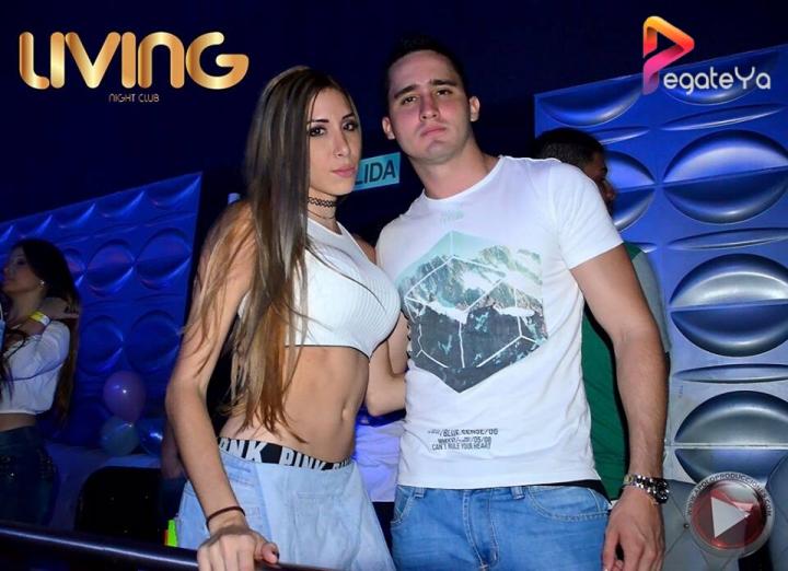 Foto 57 de Living Night Club - 2do/3er fds Junio en Living Night Club, Cali