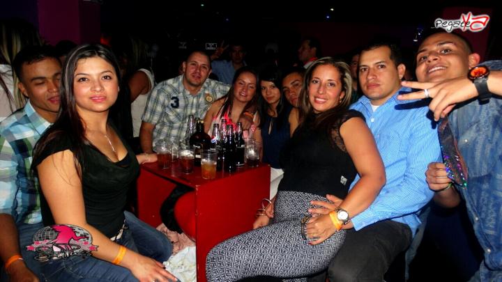 Foto 14 de Sam Puès Bar - Sept. 20 en Discoteca Sam Pues Medellin, Medellín