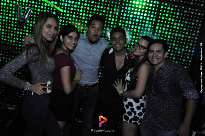 Foto 22 de PISO V - sábado 2 de sep 2017 en Bar Piso V Bucaramanga, Bucaramanga