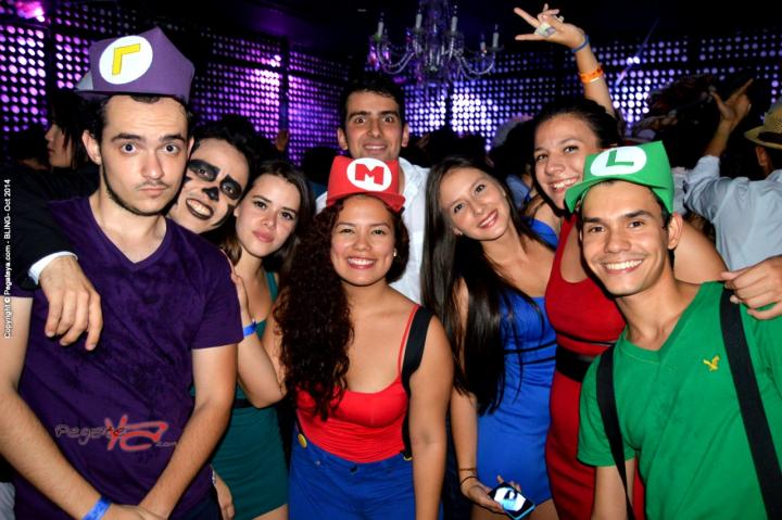 Foto 58 de Bling viernes 31 de octubre de 2014 en Bar Bling Bucaramanga, Bucaramanga