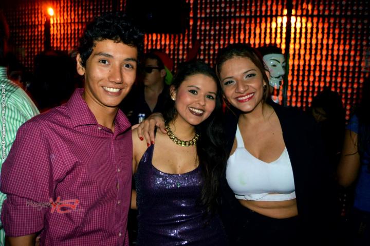 Foto 143 de Bling viernes 31 de octubre de 2014 en Bar Bling Bucaramanga, Bucaramanga