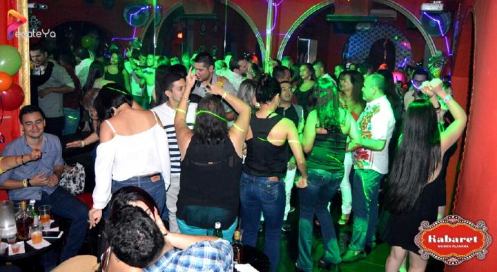 Foto 7 de Kabaret Bar - 3er Fds Abril 2017 en Kabaret - Granada, Cali