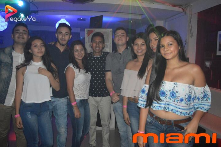 Foto 65 de Miami - 1er - 2do Fds Agosto 2016 en Miami Bar Cali, Cali