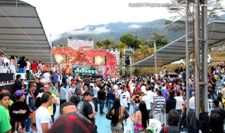 Foto 113 de TOMORROWLAKE Lago Calima en Fiestas Colombia, Medellín