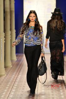 Foto 18 de Pasarela Studio F - 2012 en Fotos Colombiamoda, Medellín