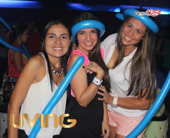 Foto 40 de Living - 4to FDS Nov 2014 en Living Night Club, Cali