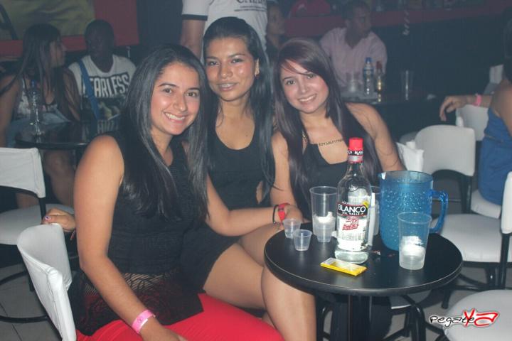 Foto 7 de Ampm Bar - Julio 05 del 2014 en Am / PM Bar - Cali, Cali