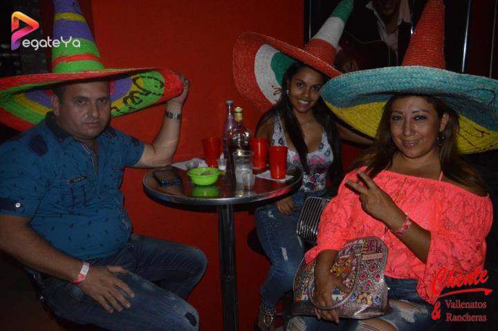 Foto 28 de Chente - 3er FDS Febrero 2016 en CHENTE Vallenatos y Rancheras, Cali