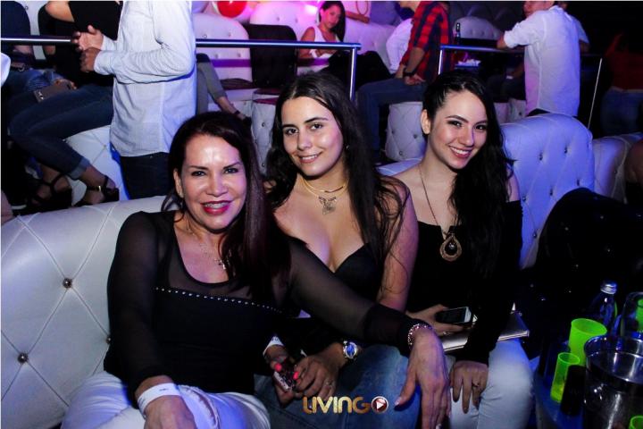 Foto 2 de Living - 1er Fds Mayo 2017 en Living Night Club, Cali