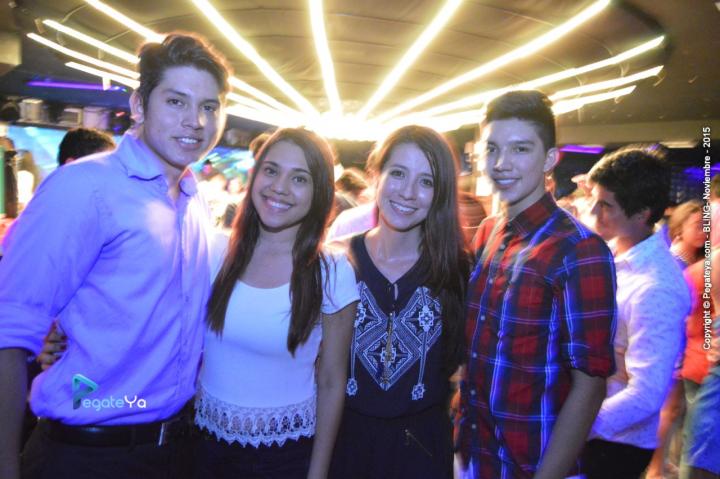 Foto 23 de BLING - sabado 28 Nov 2015 en Bar Bling Bucaramanga, Bucaramanga