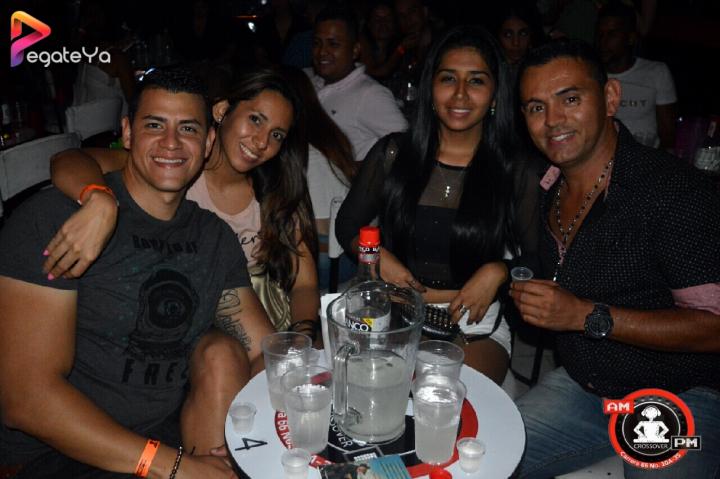 Foto 30 de Ampm Bar - AMOR & AMISTAD 2016 en Am / PM Bar - Cali, Cali