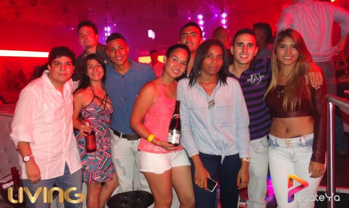 Foto 24 de Living - Marzo 14 del 2015 en Living Night Club, Cali