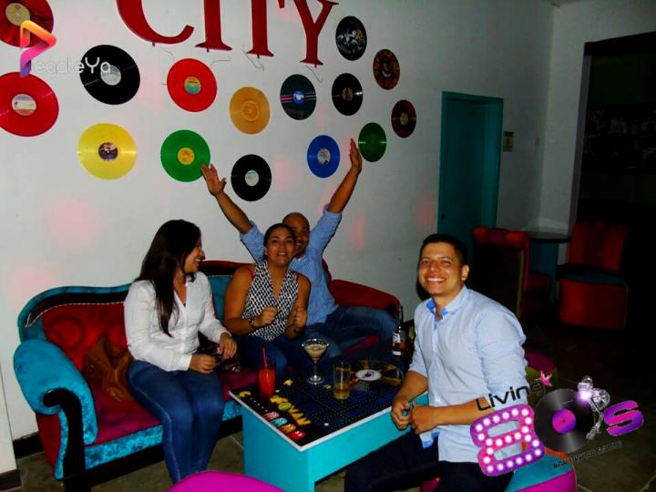 Foto 13 de living 80 - 5To fds abril 2016 en Living Ochentas Cali, Cali