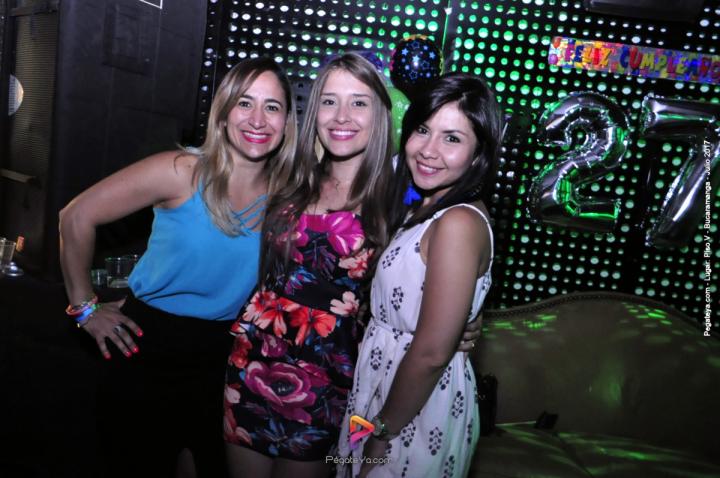 Foto 4 de PISO V - Sábado 5 de julio de 2017 en Bar Piso V Bucaramanga, Bucaramanga