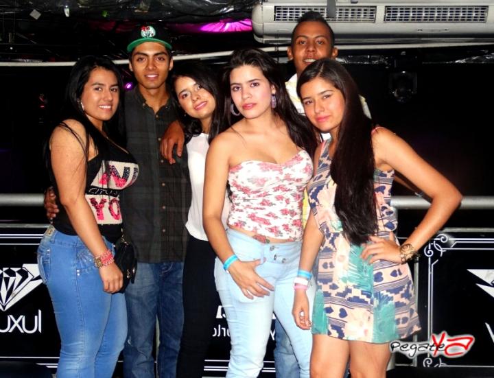 Foto 22 de Luxury - Agosto 29 y 30 en Discoteca Luxury Medellin, Medellín