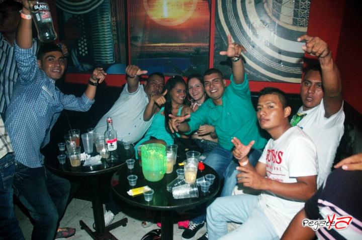 Foto 26 de Ampm Bar - Sept 6 2014 en Am / PM Bar - Cali, Cali