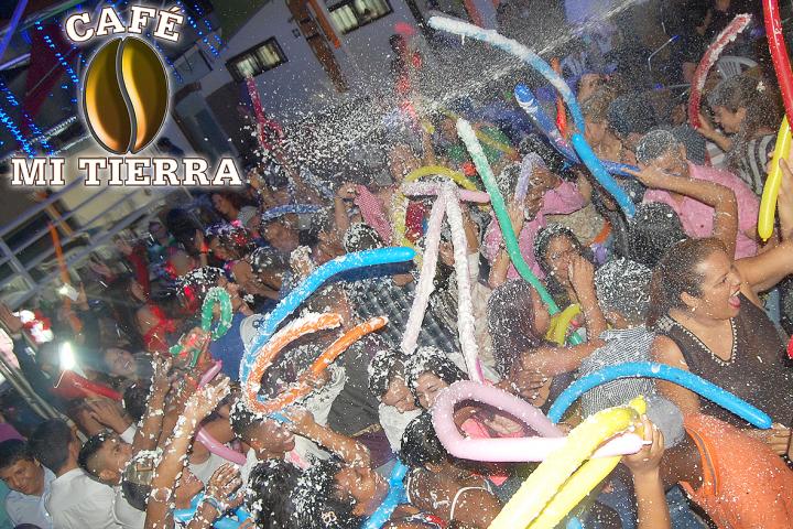 Foto 4 de Cafe mi Tierra - 3er Fds Abril 2016 en Cafe Mi Tierra, Cali