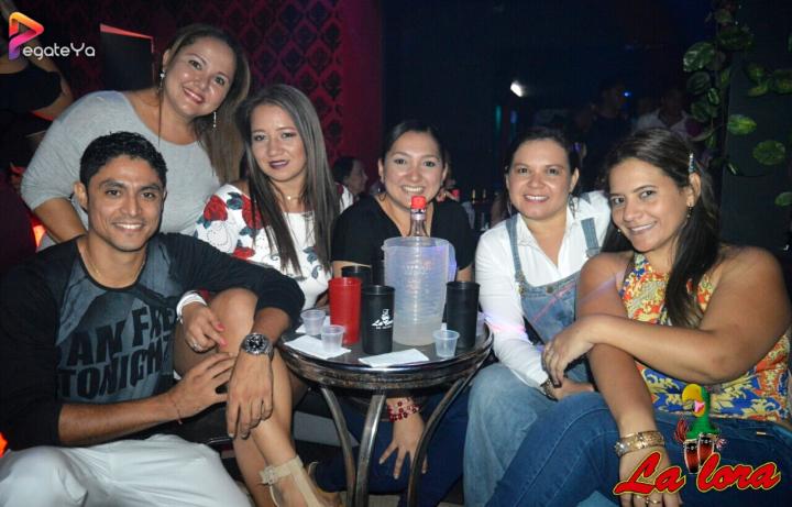 Foto 33 de La Lora - 3er Fds Julio 2017 en La Lora Bar, Cali
