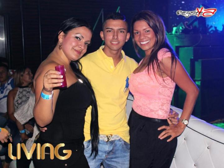 Foto 47 de Living Night Club - Oct 4 en Living Night Club, Cali