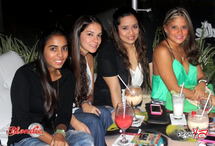 Foto 5 de Blondie - Agosto 01 del 2014 en Blondie Bar Cali, Cali