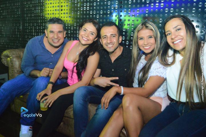 Foto 66 de Bar Bling - viernes 16 oct 2015 en Bar Bling Bucaramanga, Bucaramanga