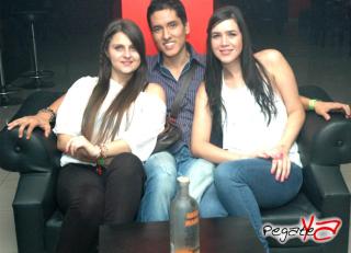 Foto 14 de Abril 13 del 2012 en Nozomi Club, Cali