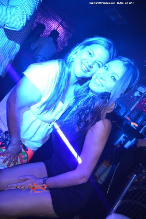 Foto 44 de Bling 24 y 25 de octubre de 2014 en Bar Bling Bucaramanga, Bucaramanga