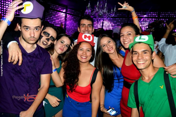 Foto 59 de Bling viernes 31 de octubre de 2014 en Bar Bling Bucaramanga, Bucaramanga