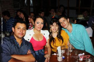 Foto 43 de Sabado 15 de Septiembre 2012 en El Viejo Chiflas Restaurante, Cali