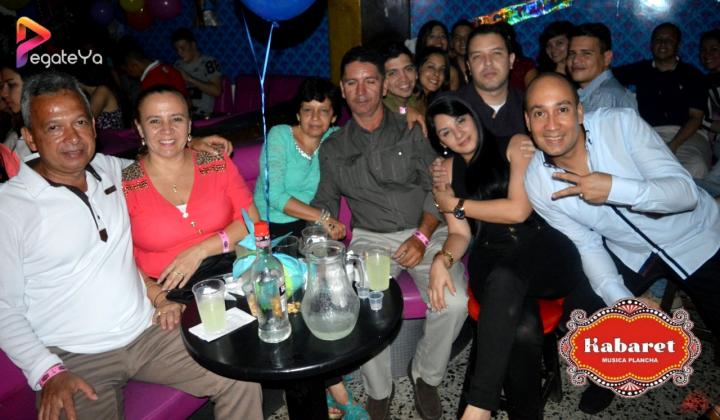 Foto 20 de Kabaret Bar - 4to FDS Mayo 2015 en Kabaret - Granada, Cali