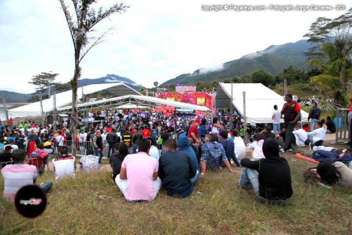 Foto 114 de TOMORROWLAKE Lago Calima en Fiestas Colombia, Medellín